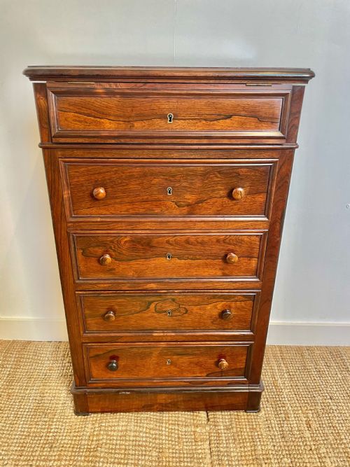 Neat Sized Chest of Drawers / Dressing Table