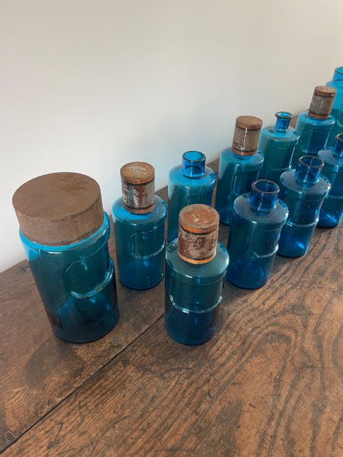 COLLECTION OF 12 APOTHECARY BOTTLES - ADDITIONAL PHOTO 4