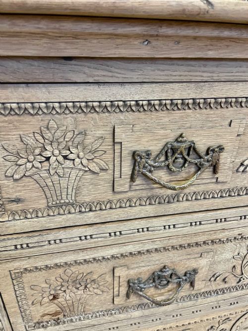 EARLY 19TH CENTURY SCRUBBED OAK COMMODE - ADDITIONAL PHOTO 6