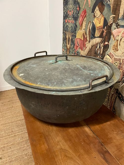 VERY IMPRESSIVE ANTIQUE COPPER LIDDED LOG BIN PLANTER - ADDITIONAL PHOTO 2