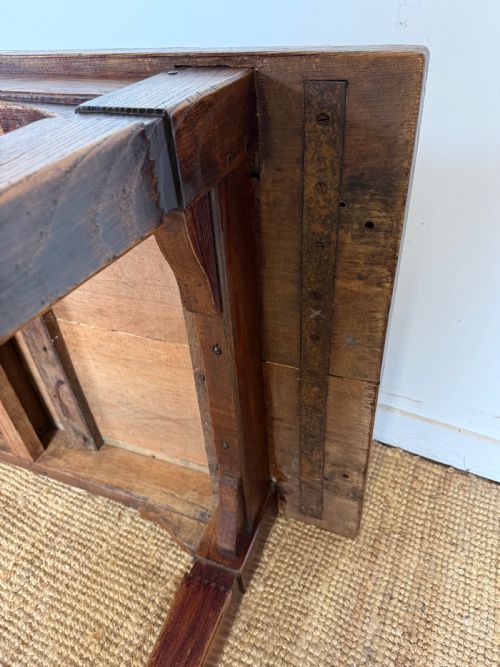 LARGE 19TH CENTURY ELM COFFEE TABLE - ADDITIONAL PHOTO 12