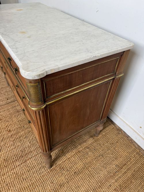 LOUIS XVI STYLE SCRUBBED MAHOGANY COMMODE CHEST OF DRAWERS - ADDITIONAL PHOTO 3
