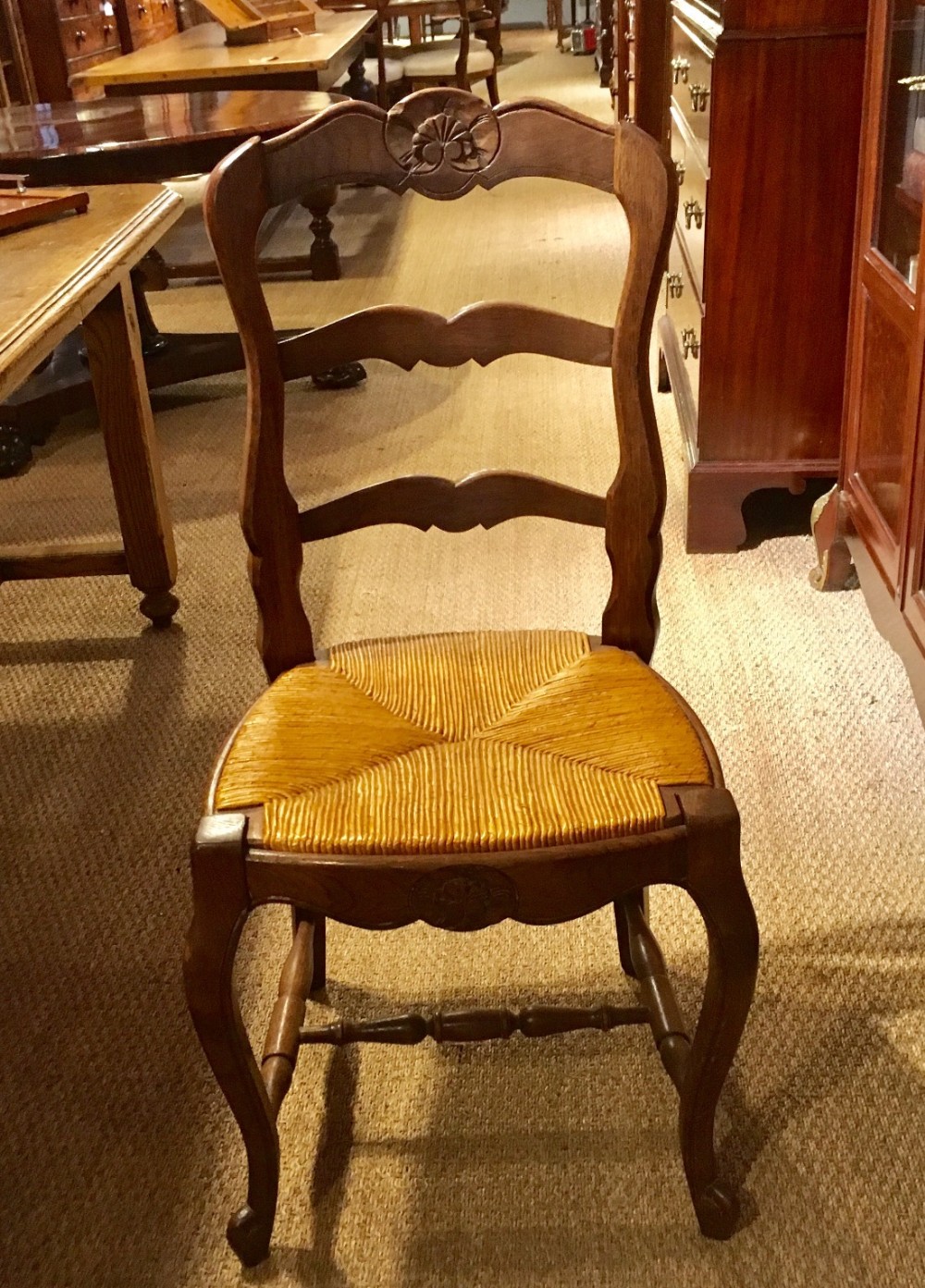 Set 6 oak kitchen chairs / dining chairs 