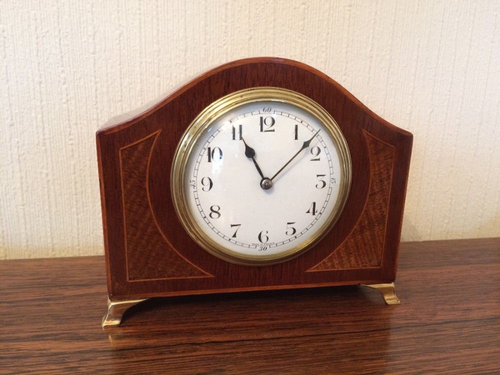 MAHOGANY MANTEL CLOCK