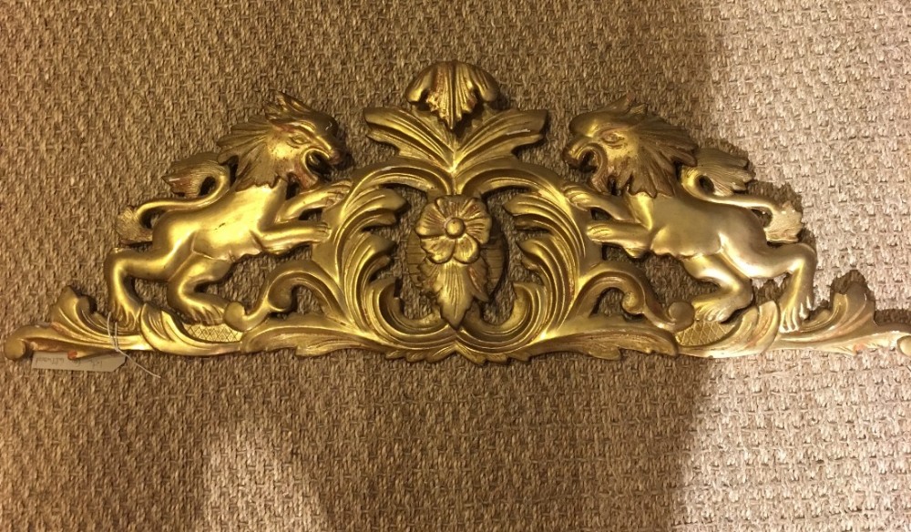 Antique gilt wood crest 