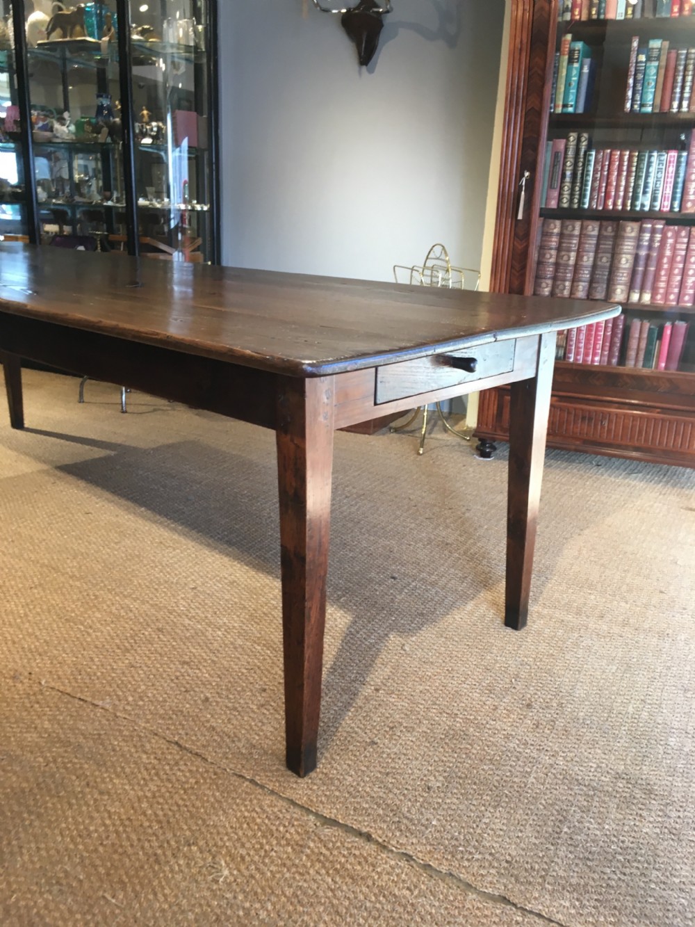 Long and wide farmhouse table  View IV