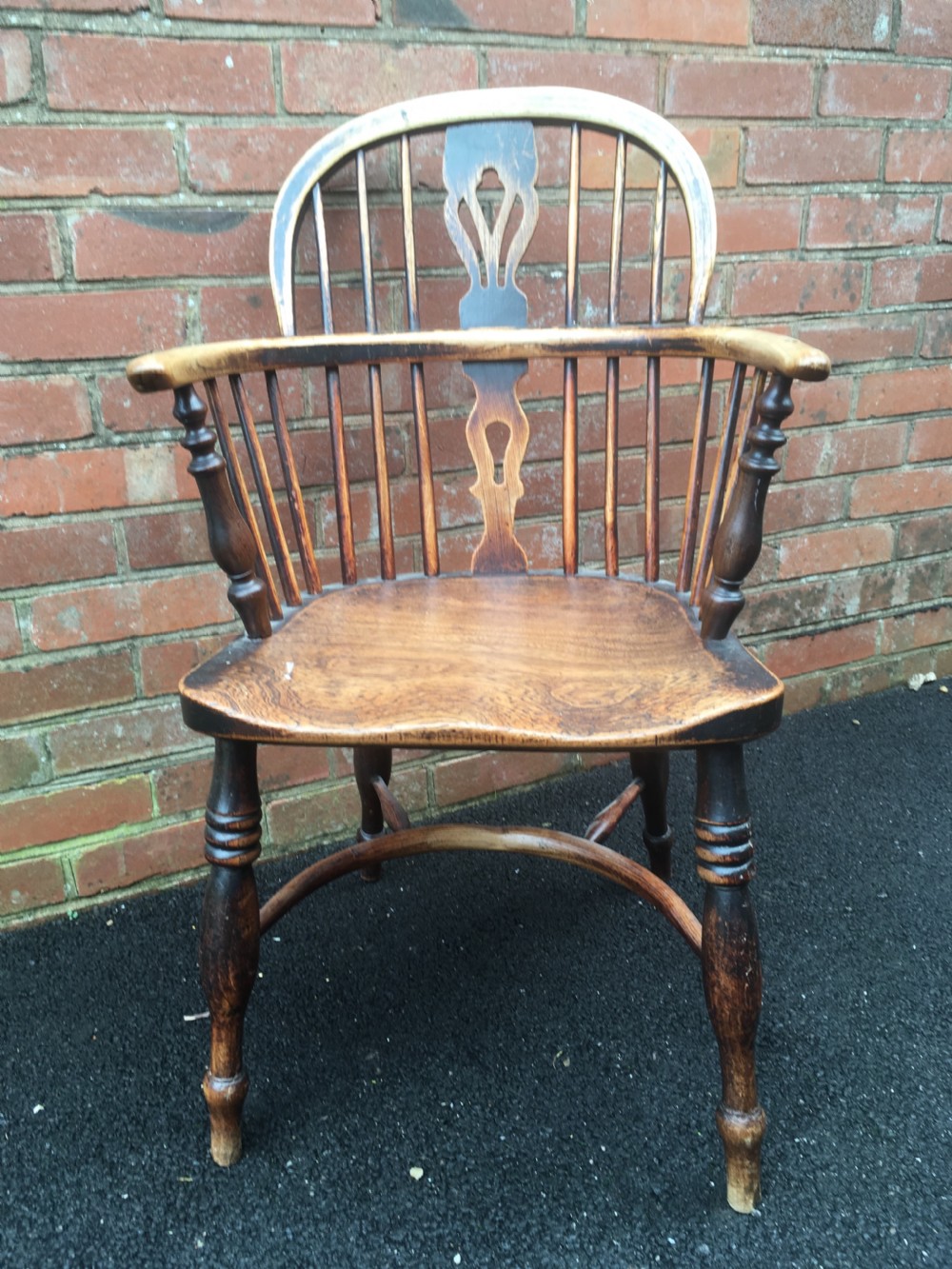 Elm Windsor chair , rockley maker 