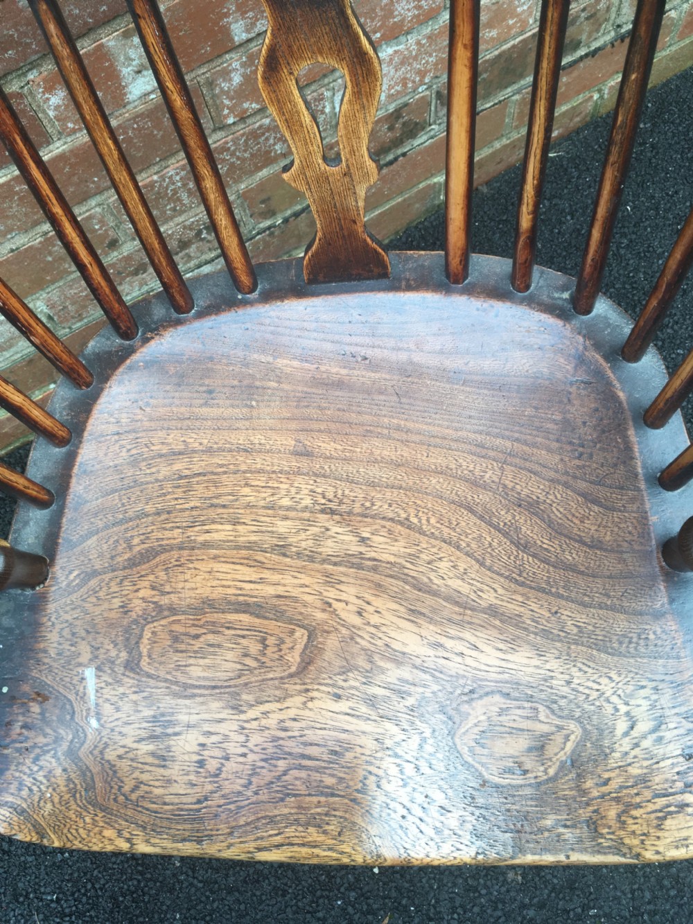 Elm Windsor chair , rockley maker  View IV