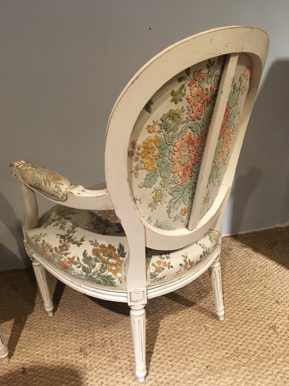 Pair of salon chairs  View VI