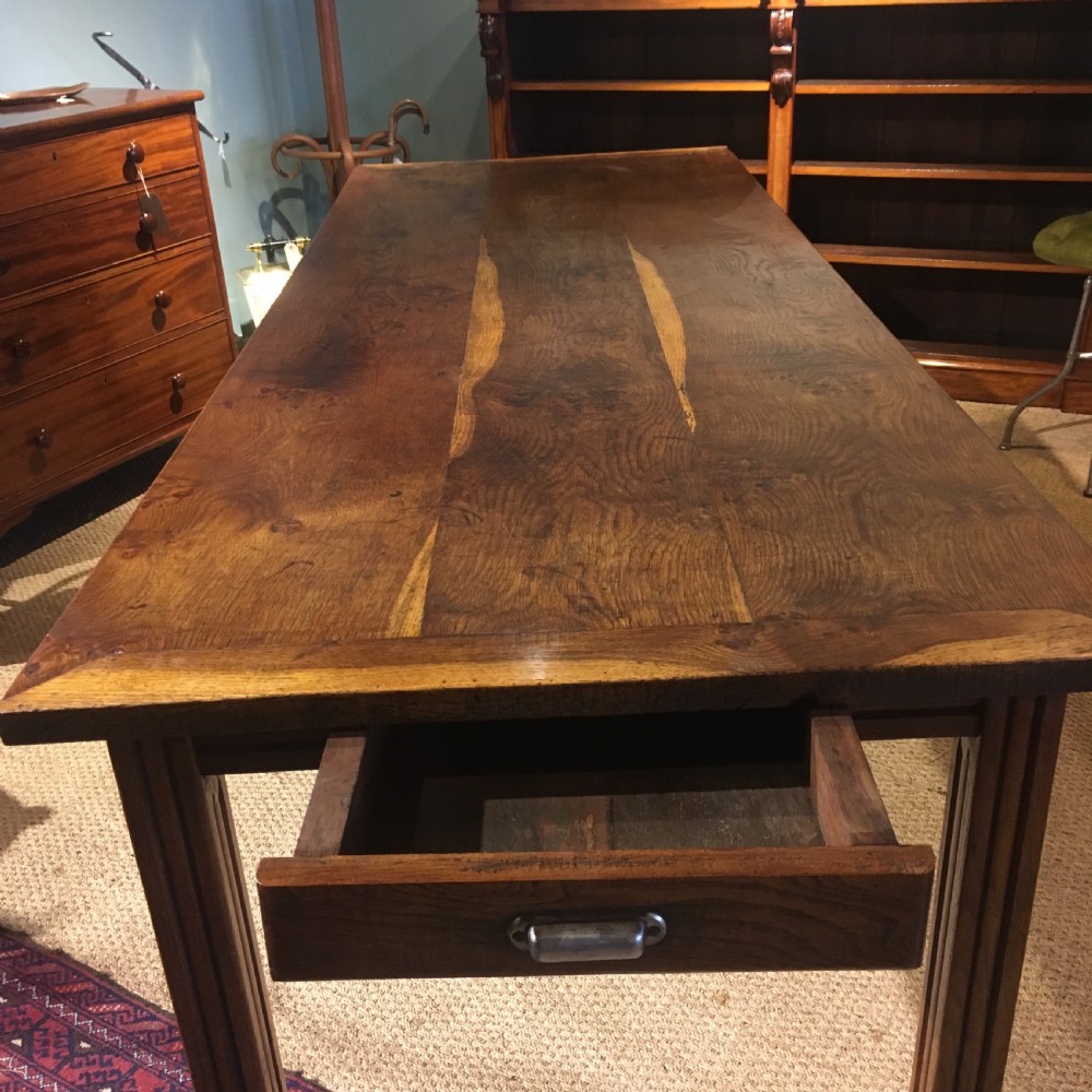 Oak farmhouse table  View XI