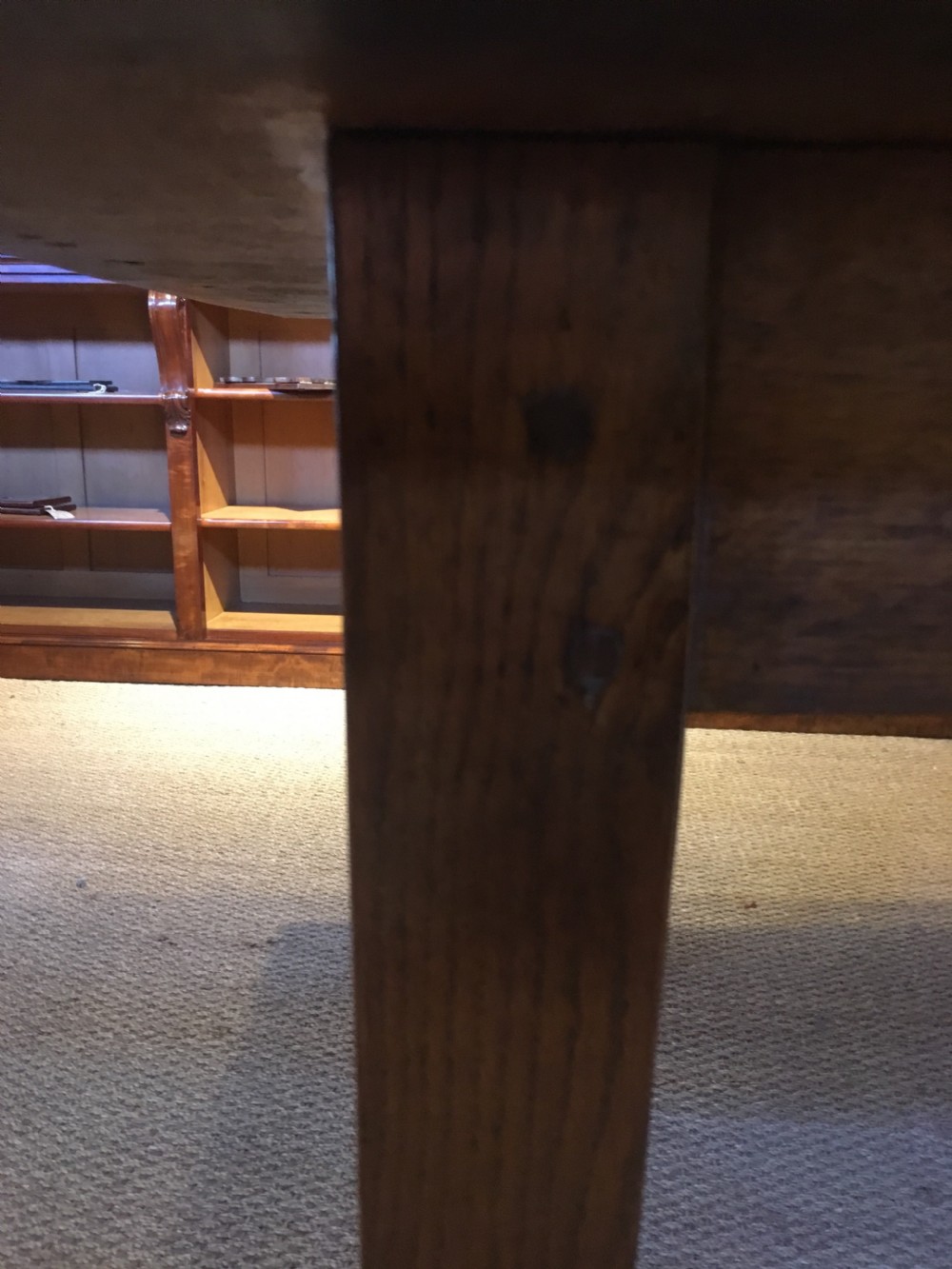 Oak farmhouse table 8 seater  View III