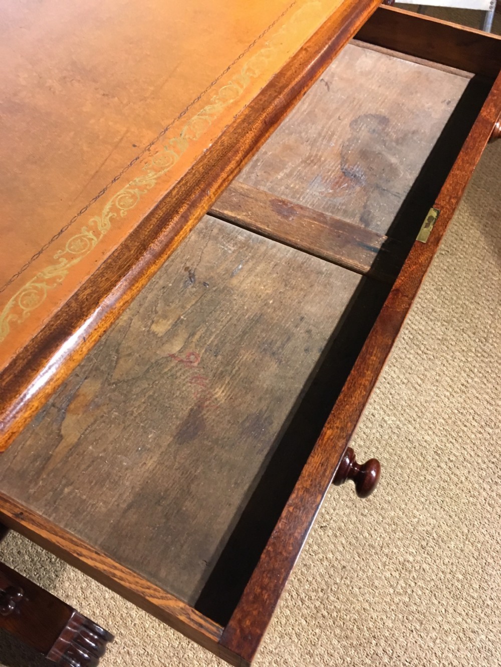 Georgian mahogany writing table  View VII