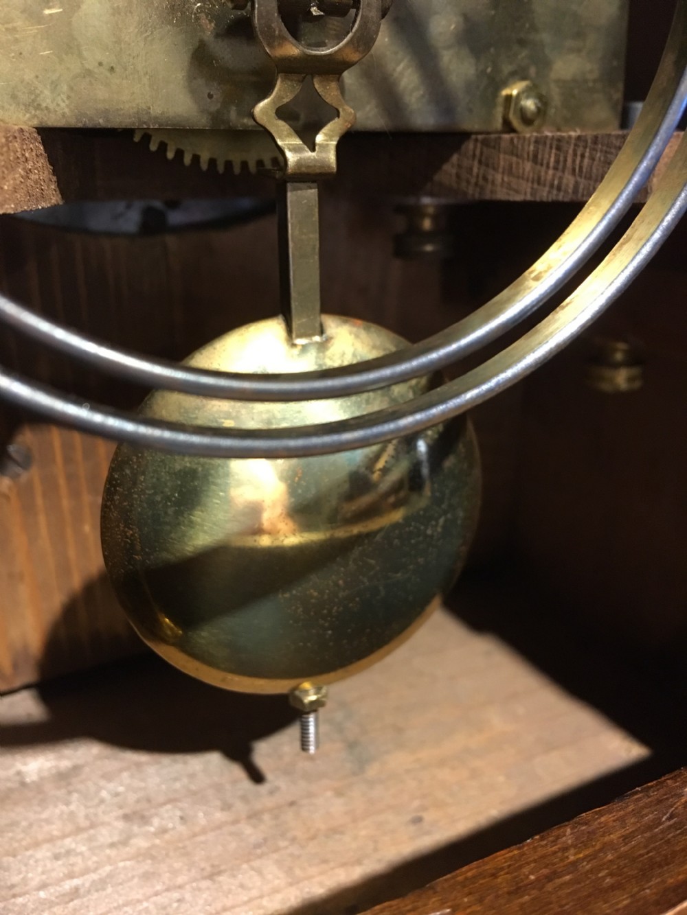 OAK CASED MANTEL CLOCK View VII