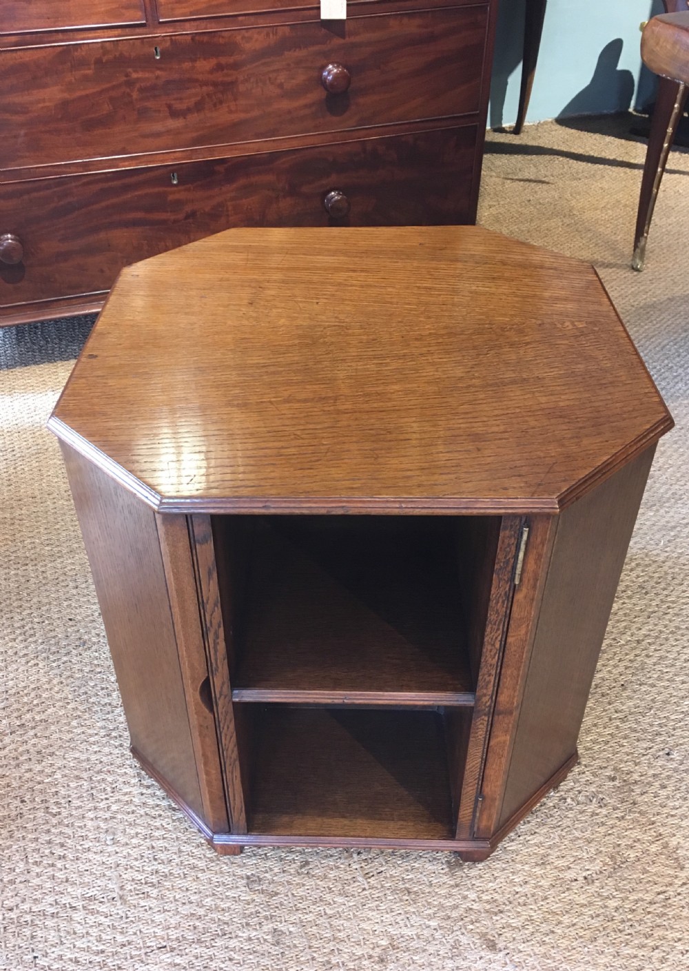 ART DECO COCKTAIL COFFEE TABLE  View V