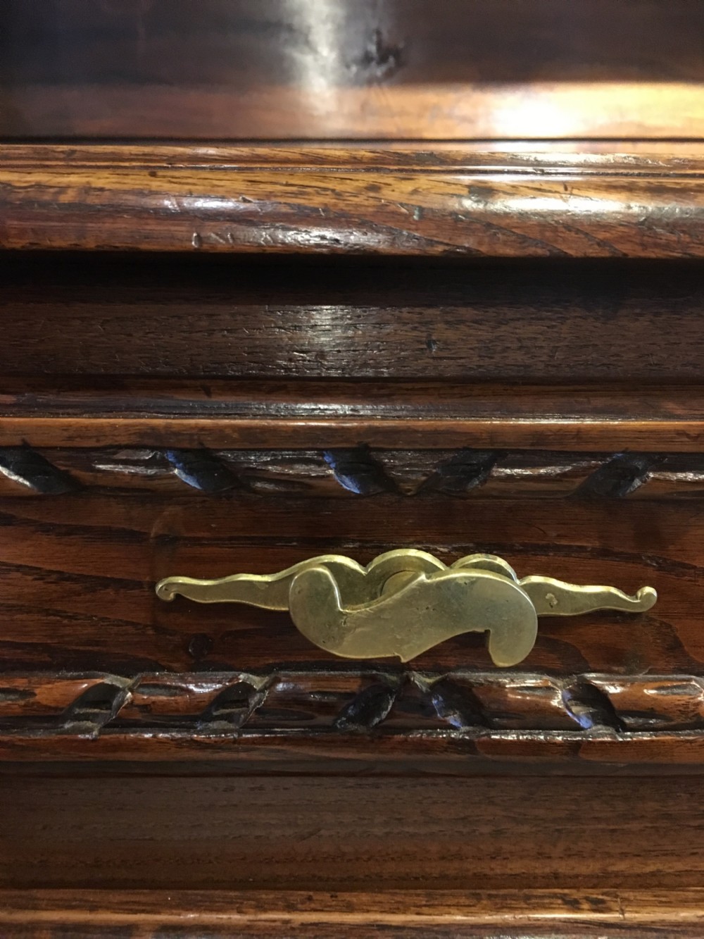 Oak dresser  View VIII