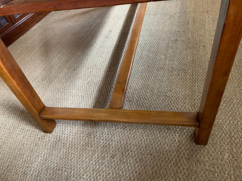 Farm table 2 meters long H stretcher  View V
