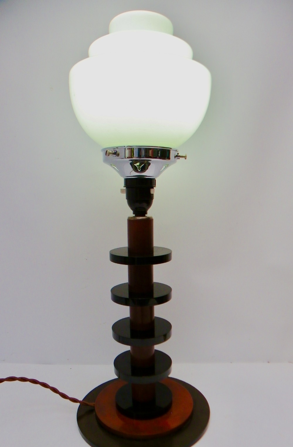ART DECO TABLE LAMP 