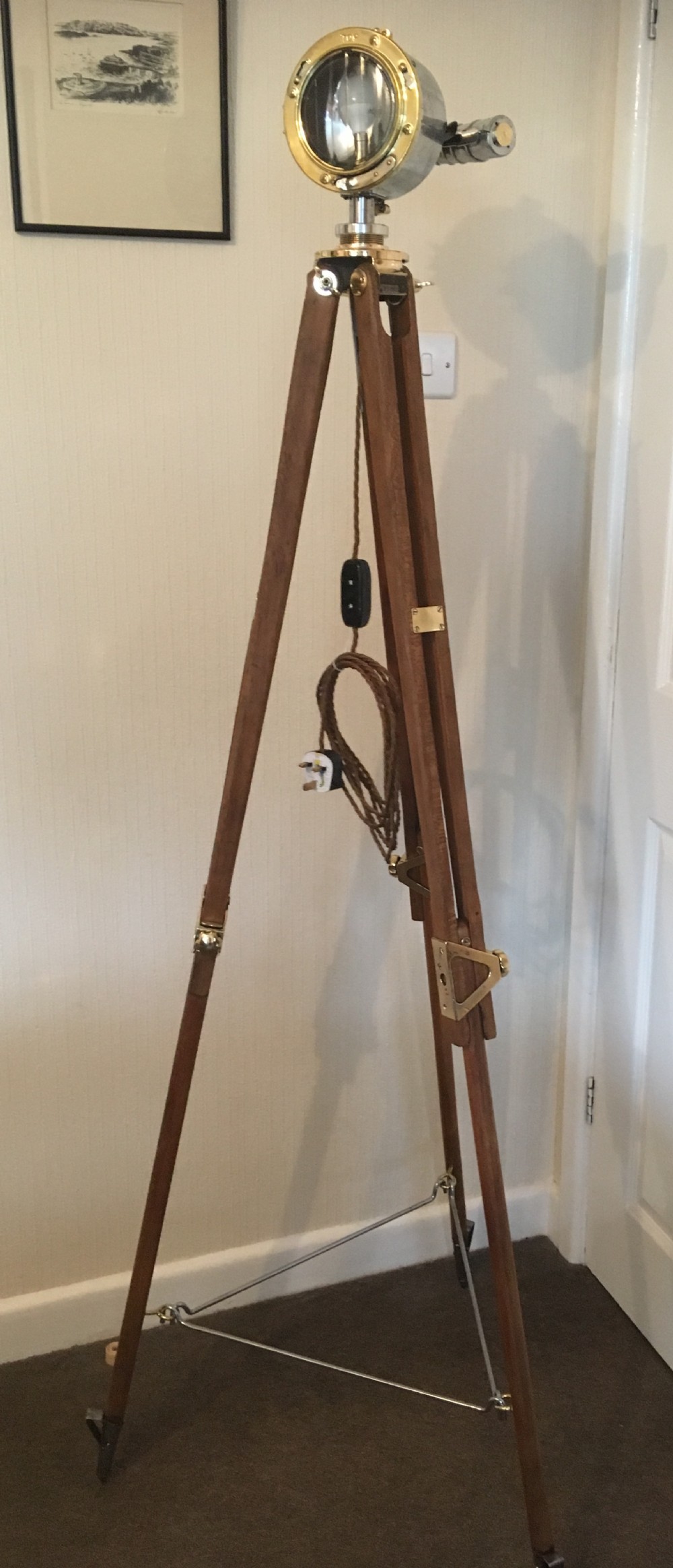 ALDIS LAMP ON STAND