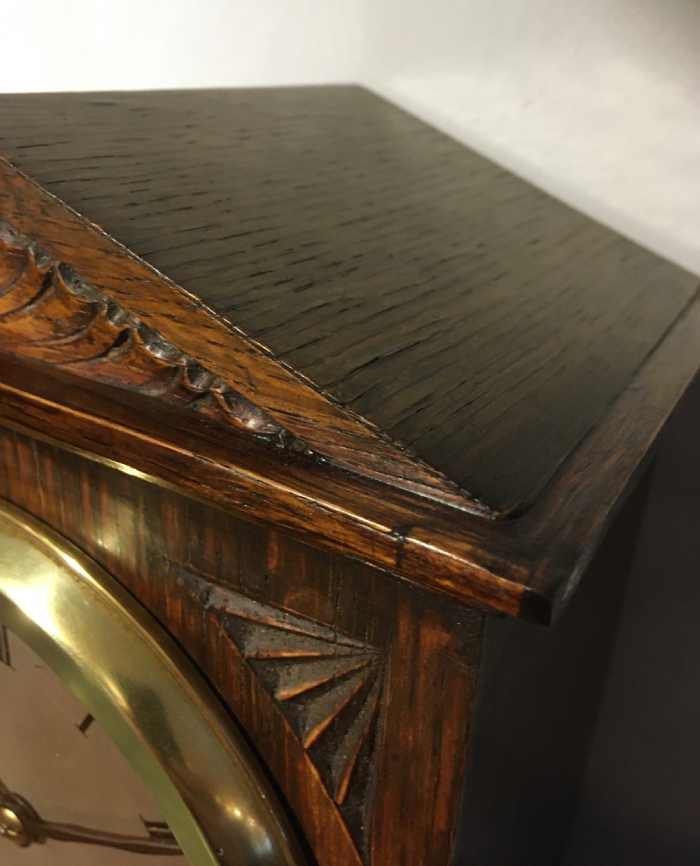 OAK CASED MANTEL CLOCK View II