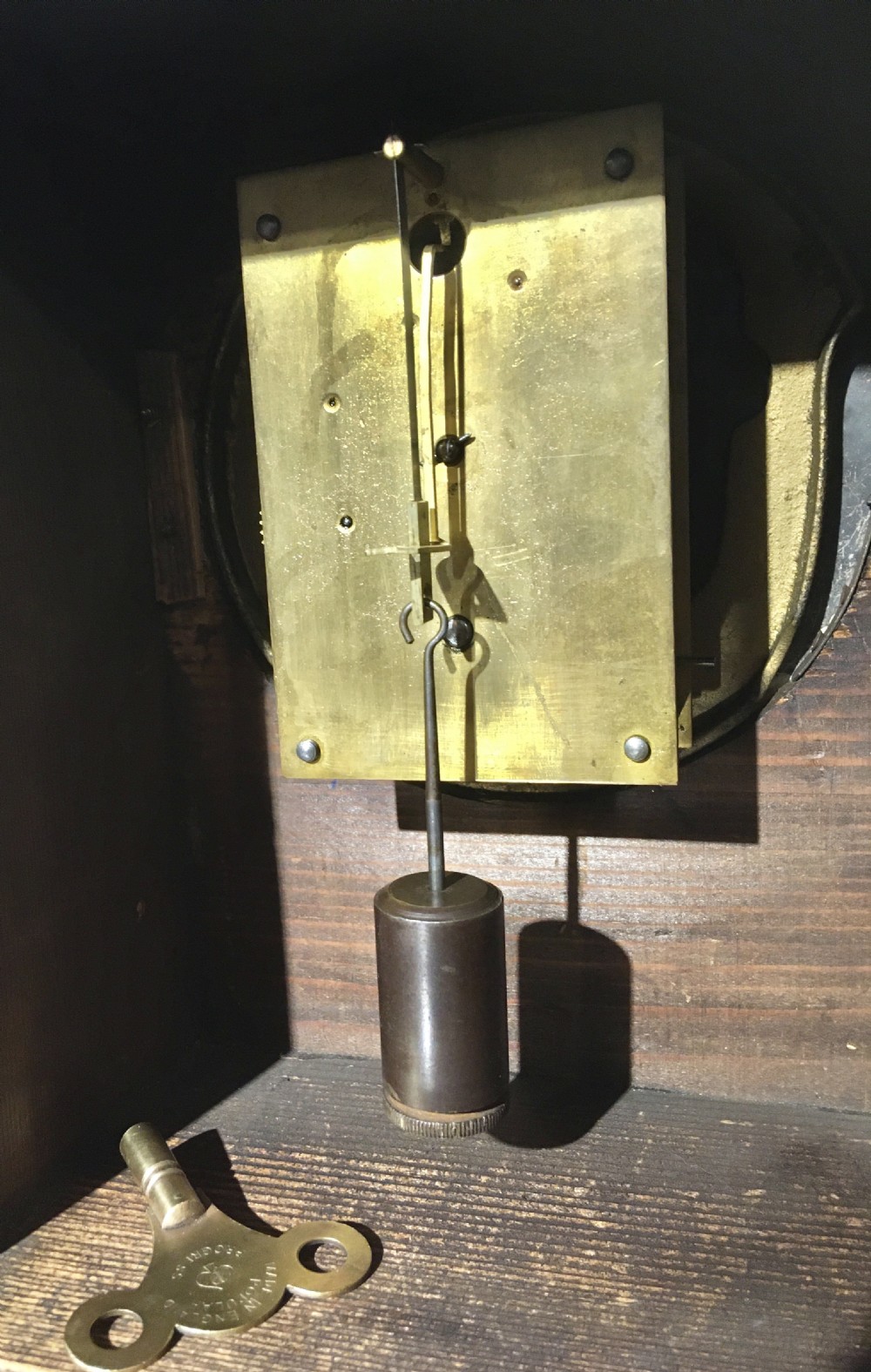 OAK CASED MANTEL CLOCK View VII