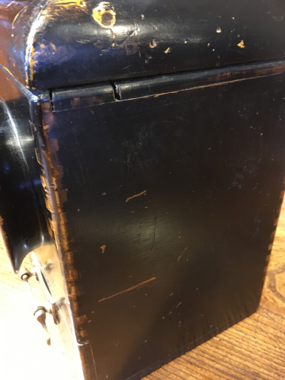 “BLACK BALL” BALLOT BOX View V