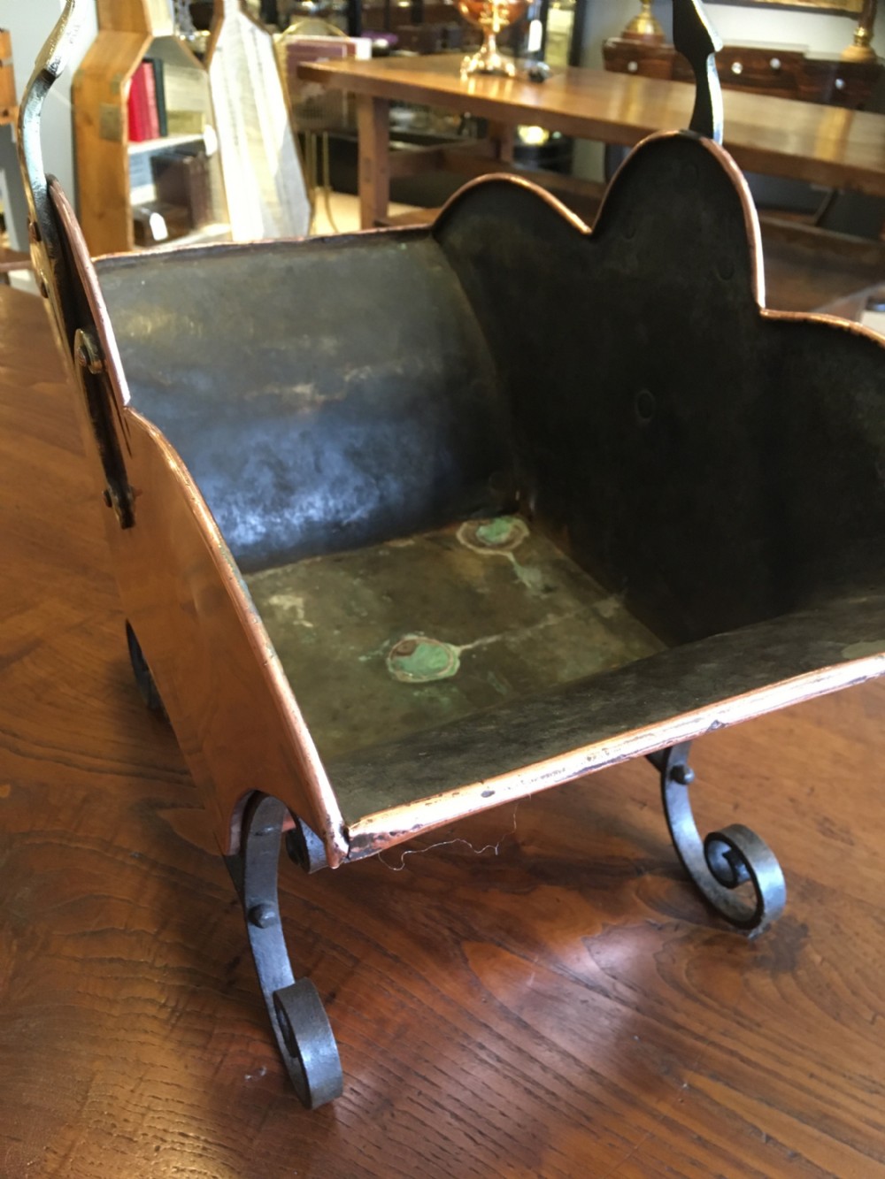 ARTS AND CRAFTS COAL OR LOG SCUTTLE  View IV