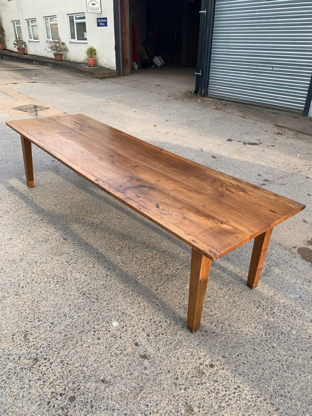 Large elm farmhouse table 301 cms   View XIII