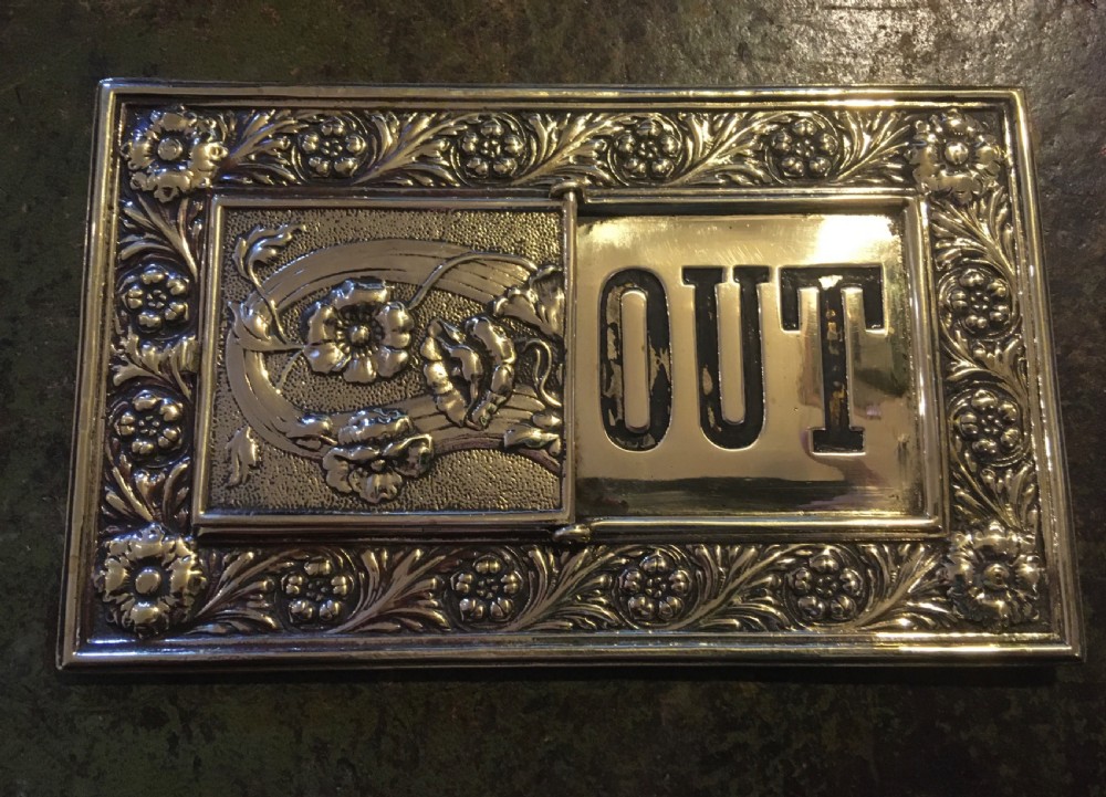 IN / OUT SIGN View V