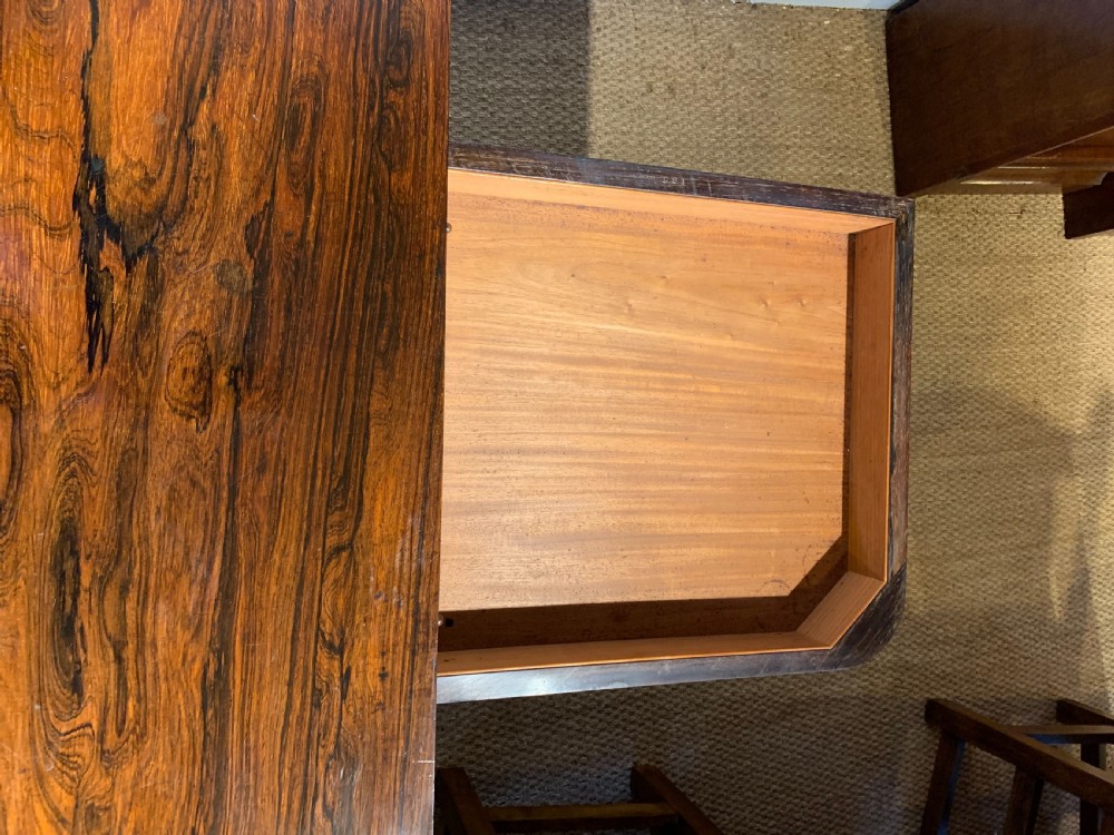 Card table  View VII