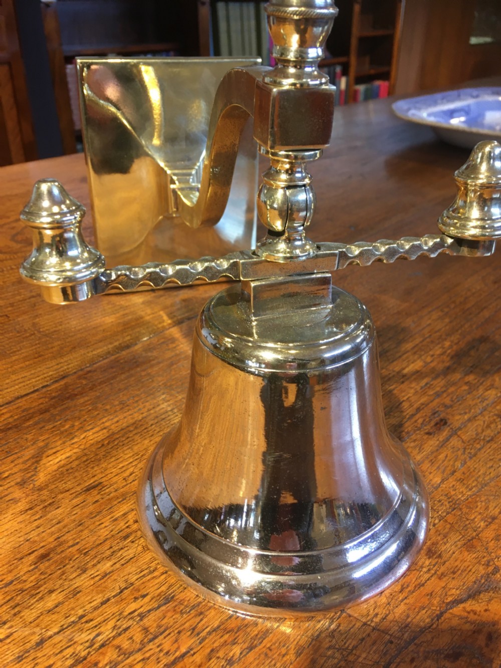 WALL HANGING BELL View V