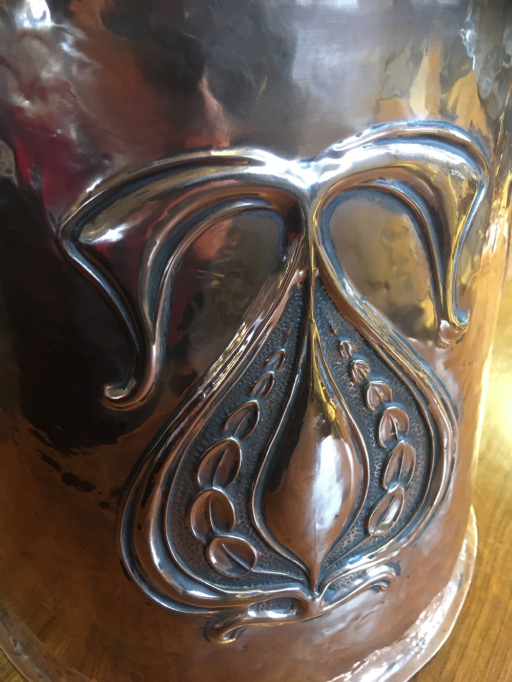 ARTS AND CRAFTS COPPER LOG BIN View III