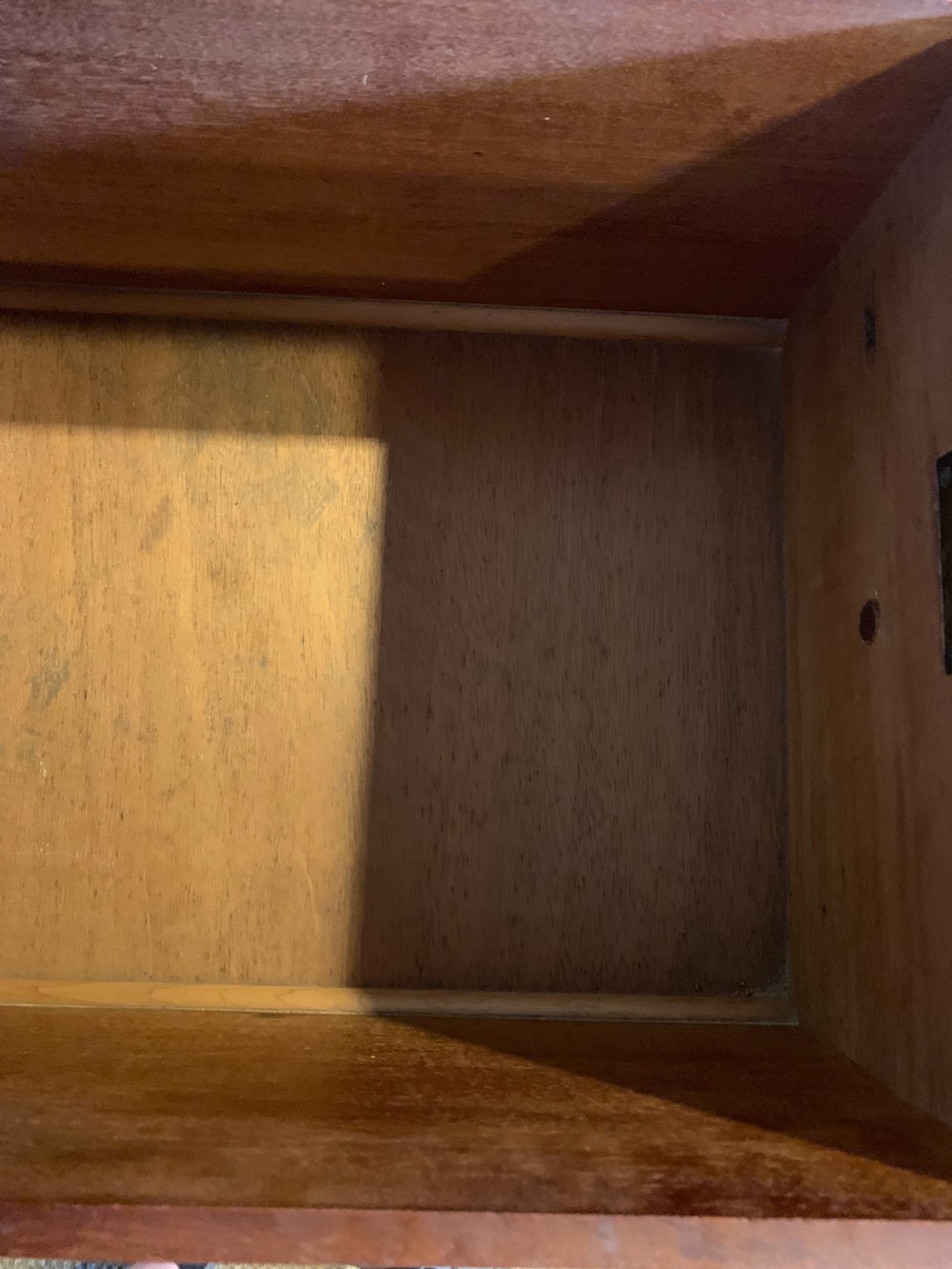 Linen press  View V