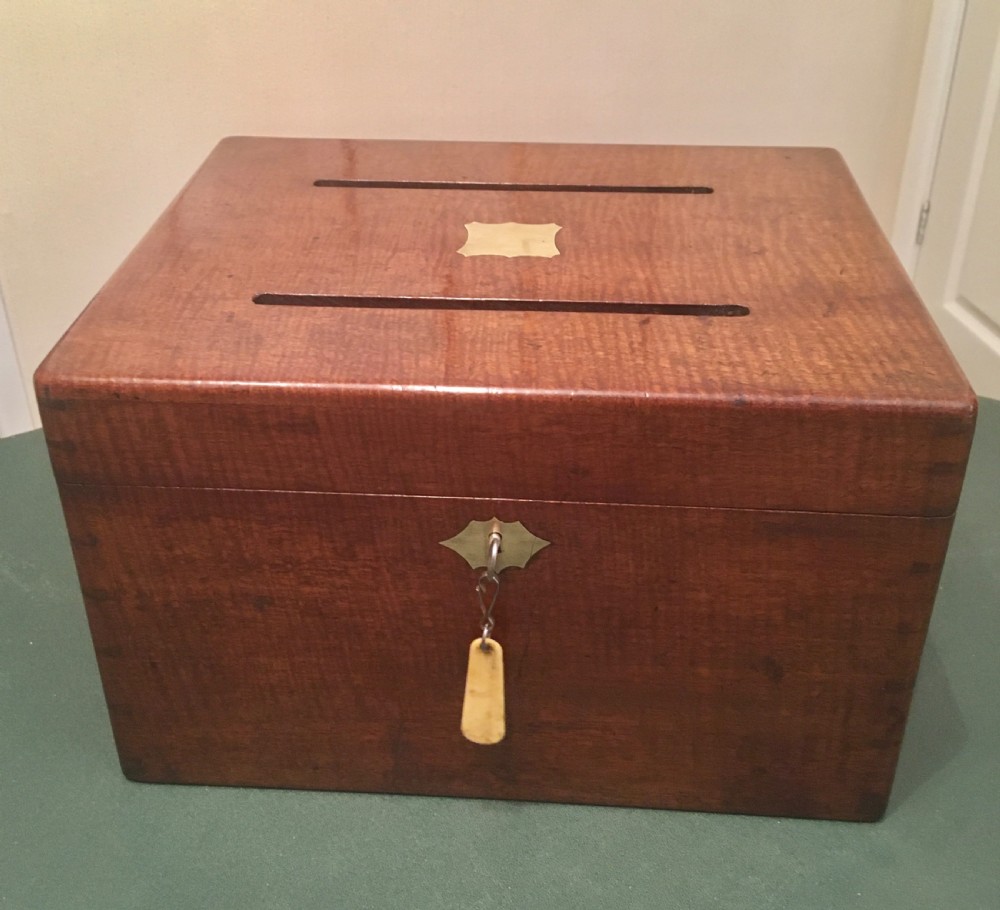 COUNTRY HOUSE MAHOGANY CORRESPONDENCE LETTERS BOX