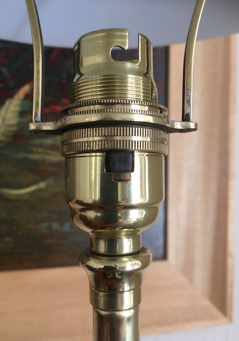 ARTS AND CRAFTS TABLE LAMP View VI