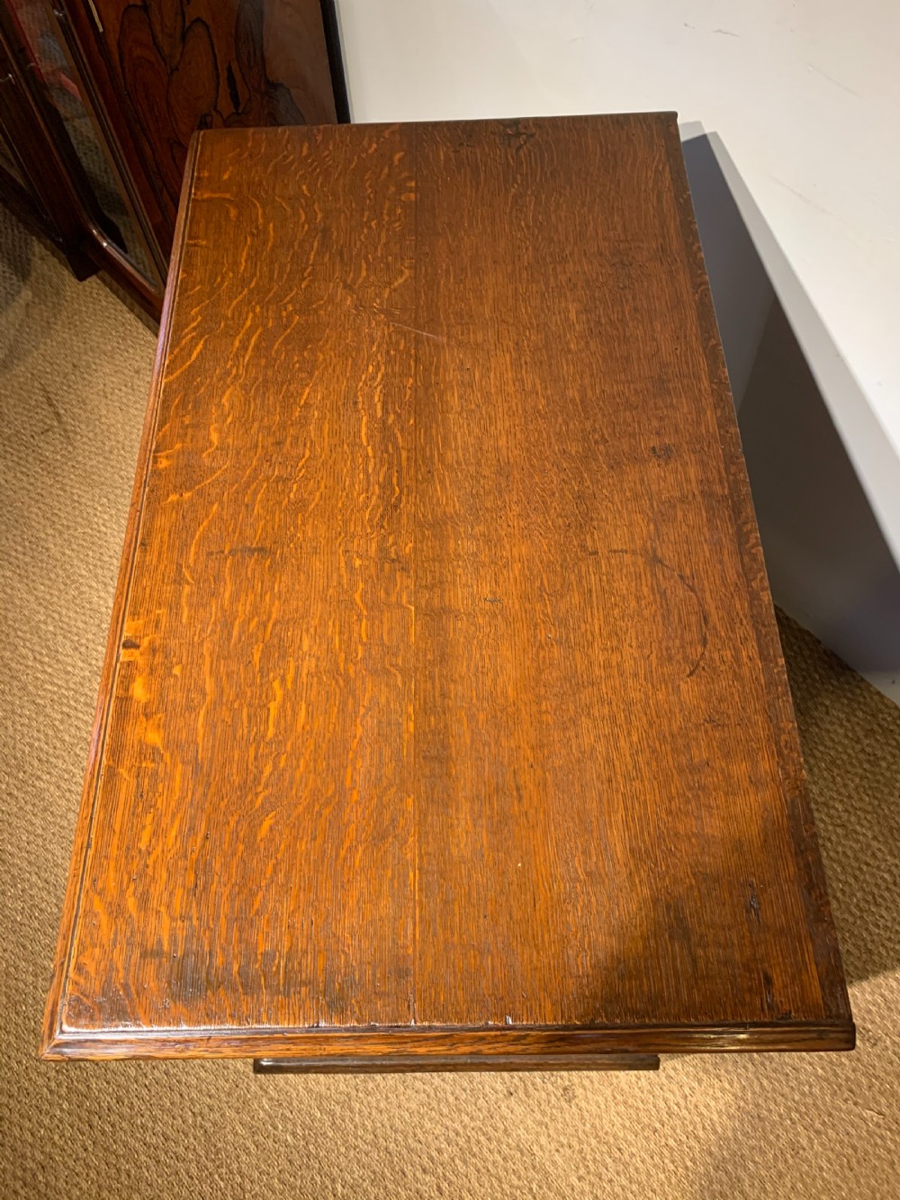 Small Georgian Oak chest of drawers  View IV