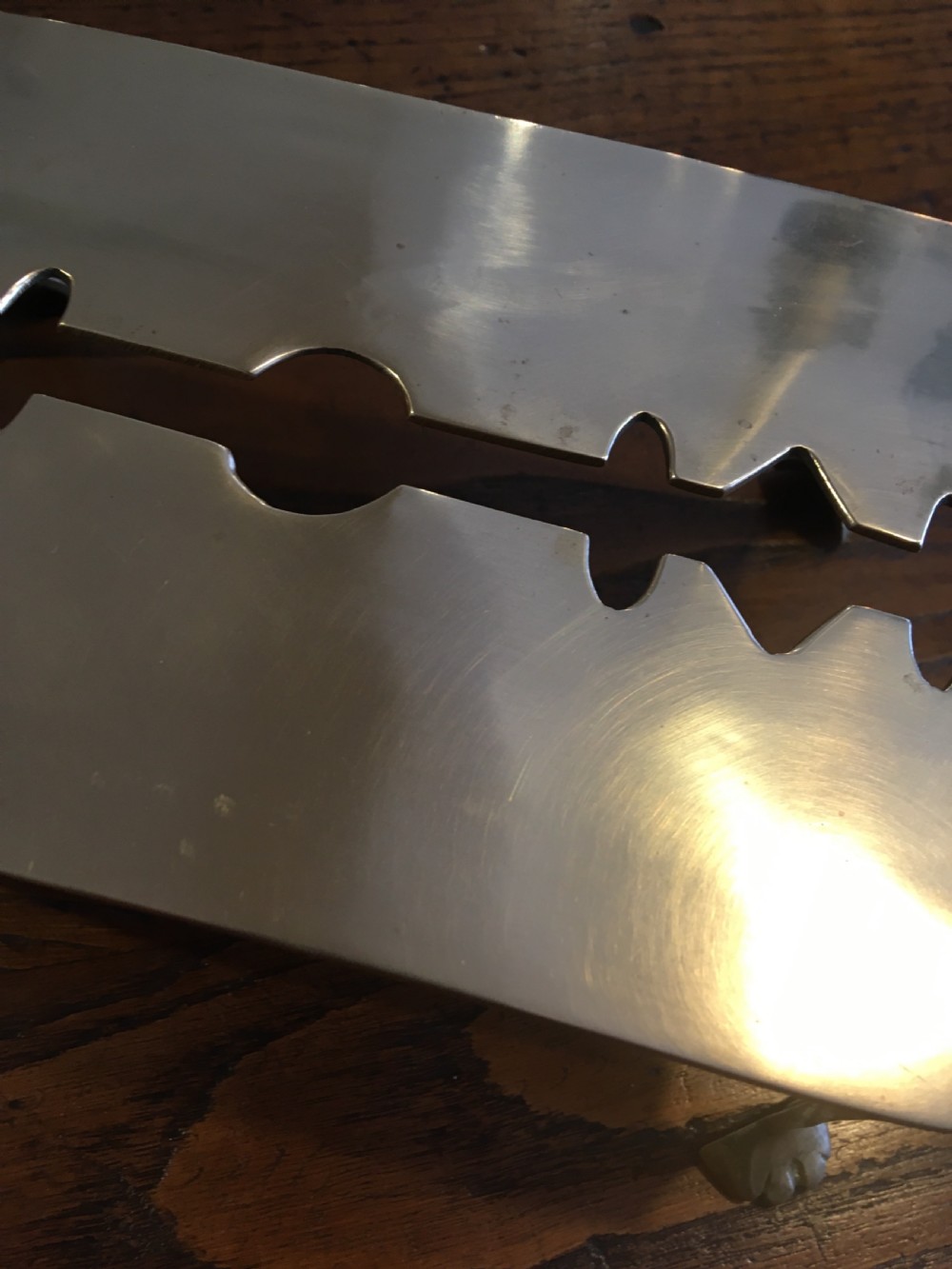 BRASS “RAZOR BLADE” TRIVET View IV