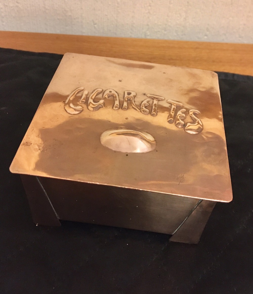 ARTS AND CRAFTS COPPER CIGARETTE BOX