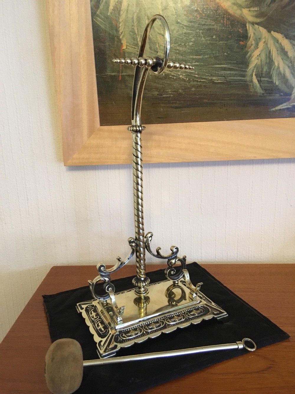 LATE VICTORIAN TABLE GONG View IX