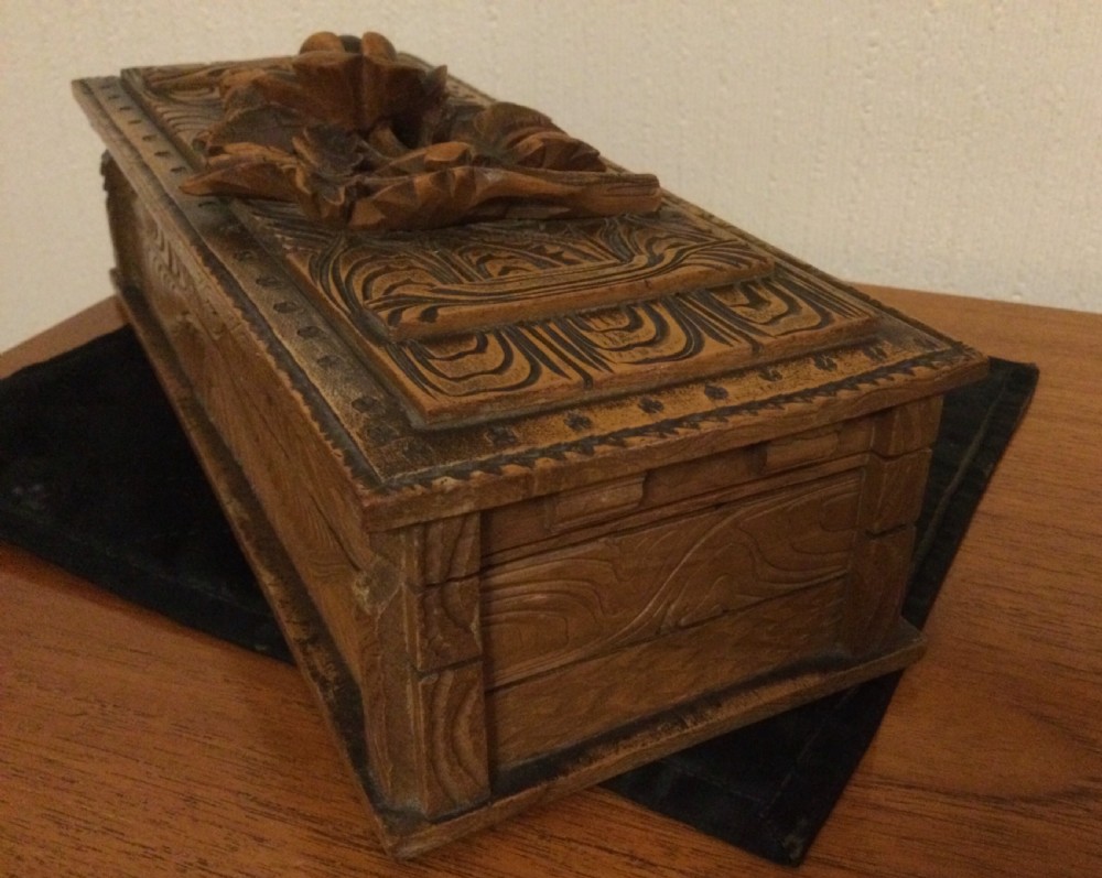 BLACK FOREST TABLE OR JEWELLERY  BOX View IV