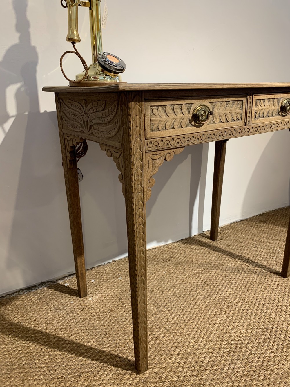 Georgian oak side table  View VII
