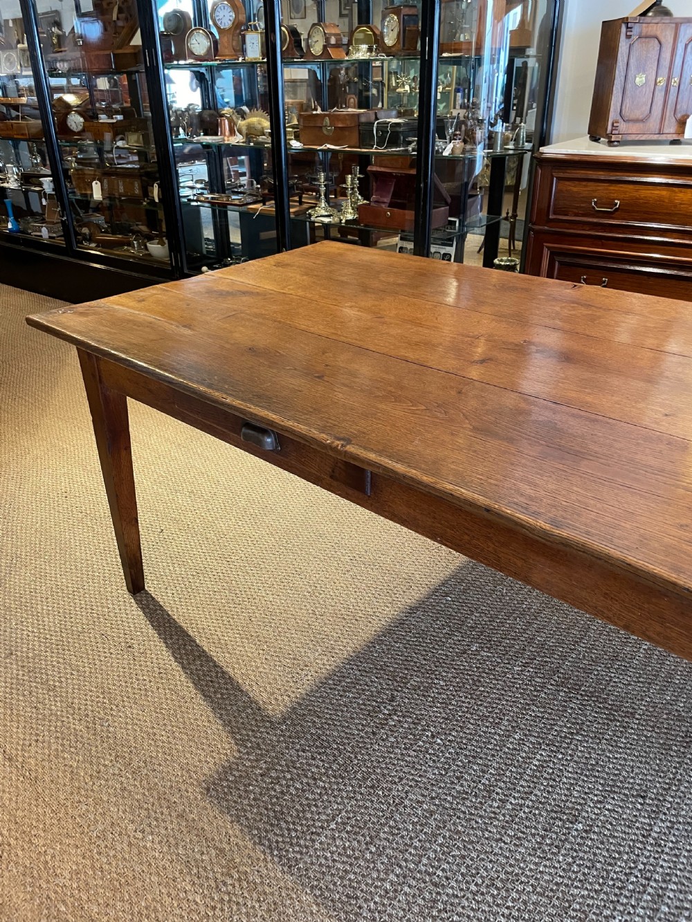 Oak farmhouse table  View III
