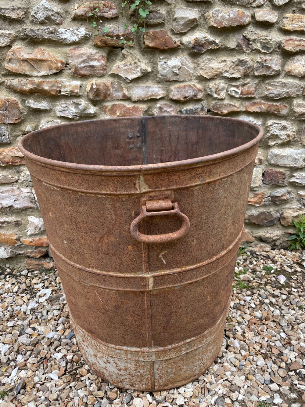 Grape carrier / log bin  View II