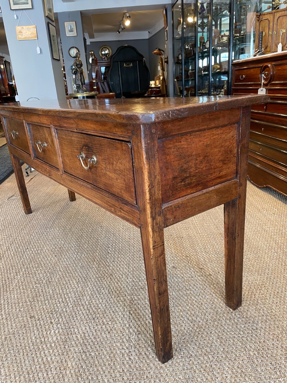 Dresser base  View III