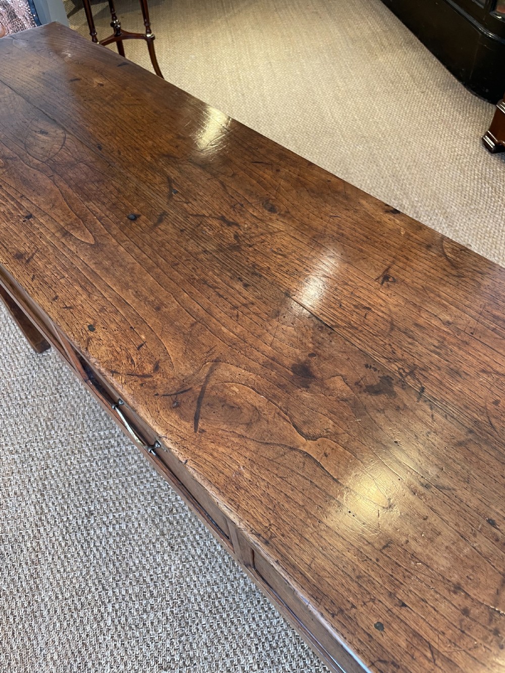 Dresser base  View V