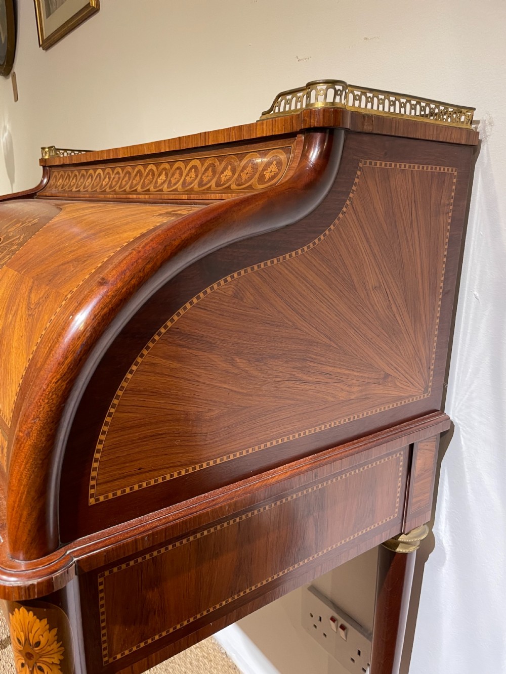 French cylinder desk  View VI