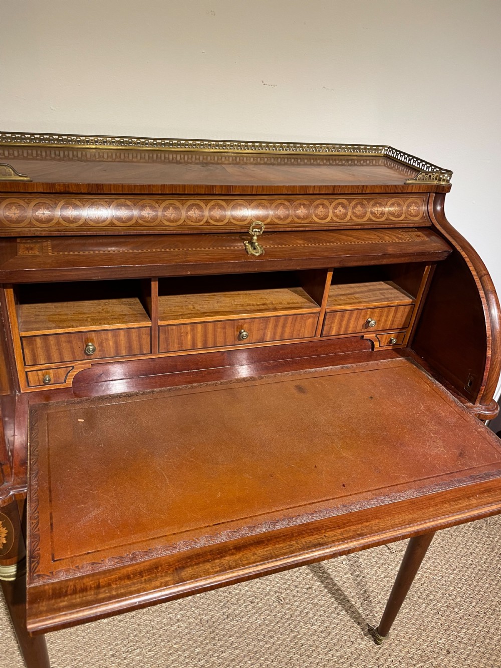 French cylinder desk  View VII