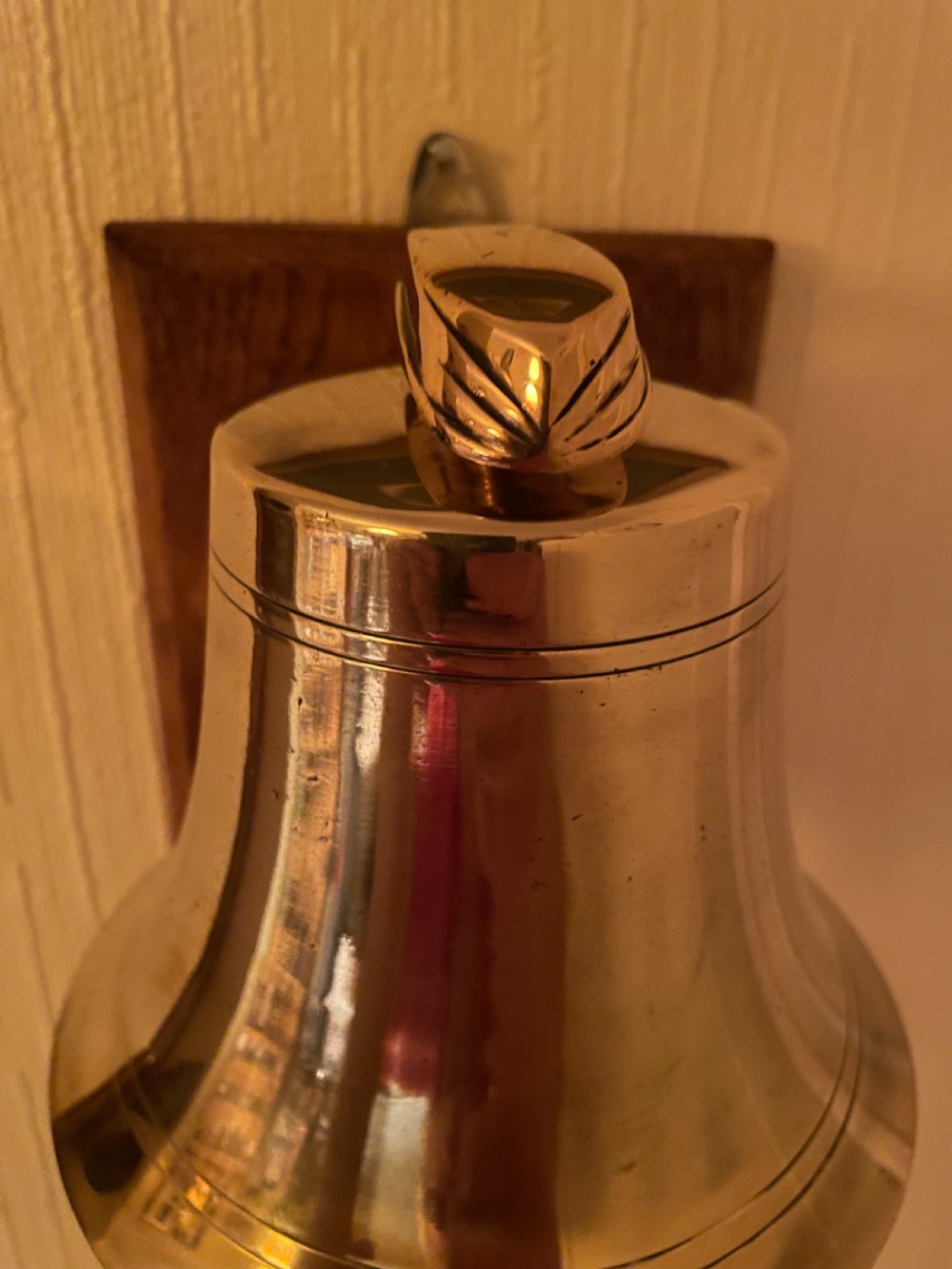 ART DECO BELL View II