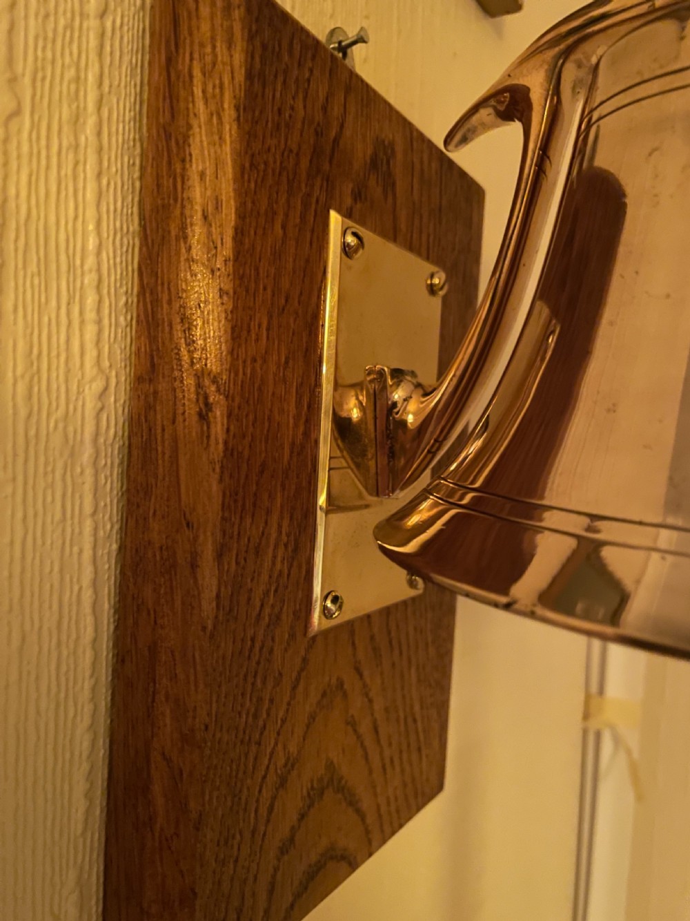 ART DECO BELL View III