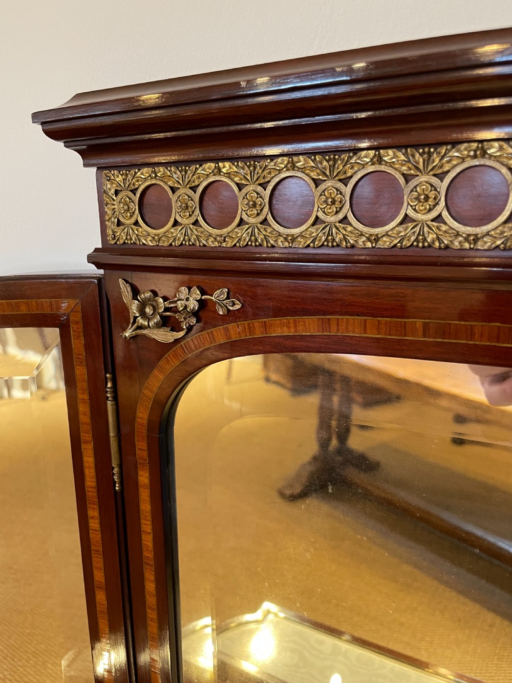 Dressing table  View VII