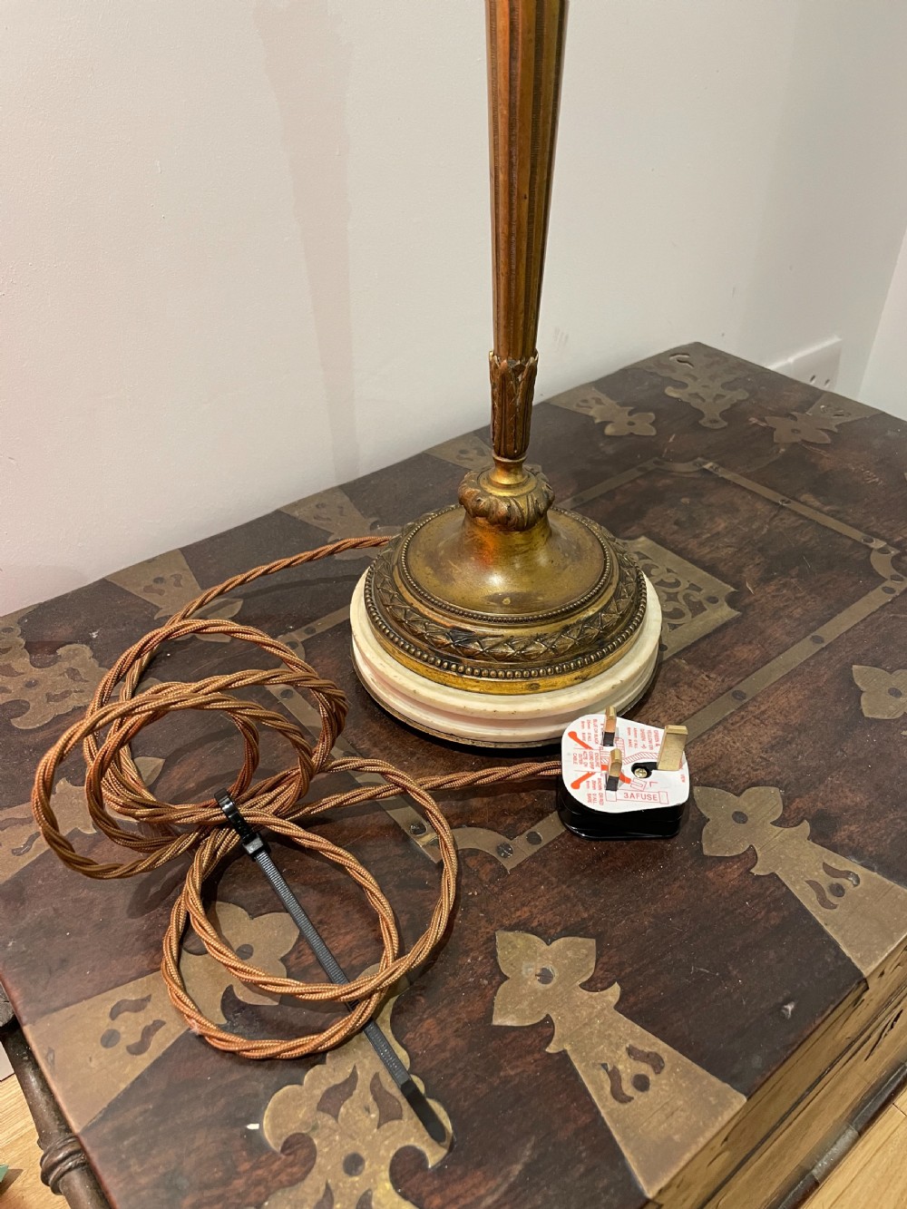 Antique ormolu table lamp  View VII